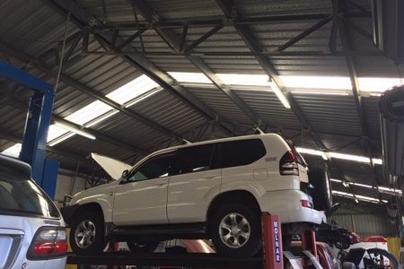 Services - Servicing, repairs, vehicles, in Oak Flats, NSW